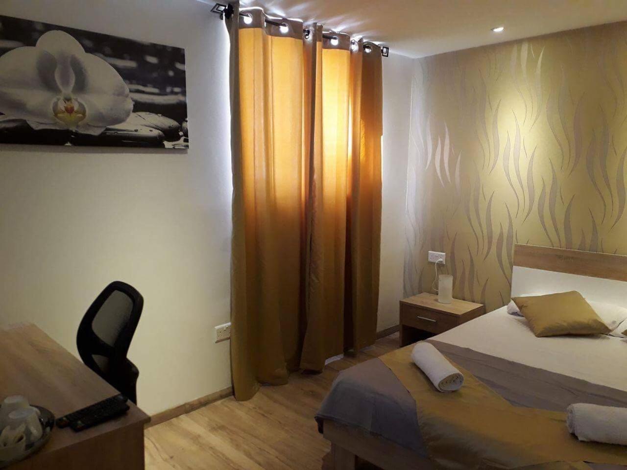 Sunstone Boutique Guest House Buġibba Exterior foto