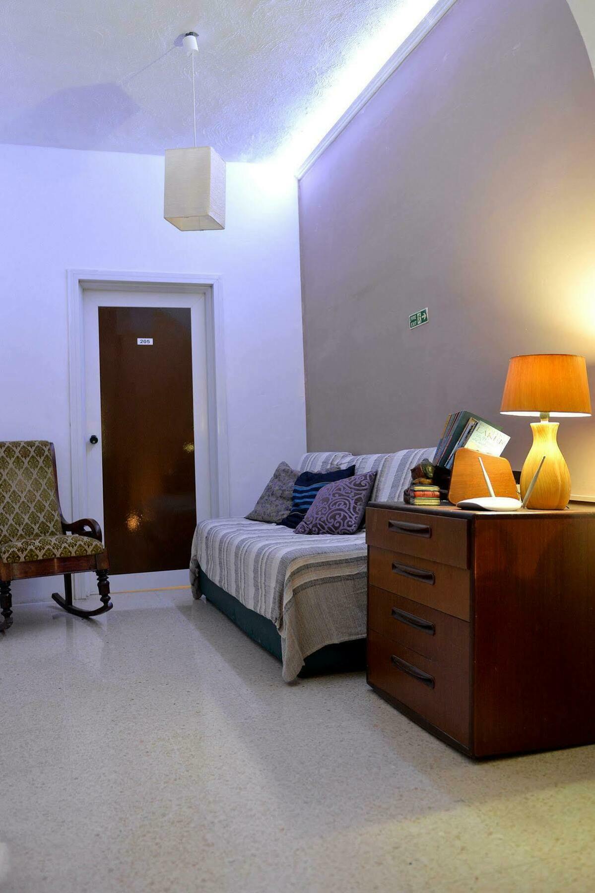 Sunstone Boutique Guest House Buġibba Exterior foto